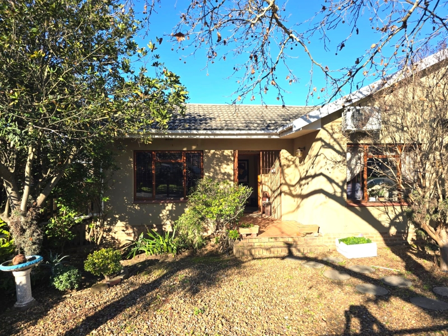 4 Bedroom Property for Sale in Paarl North Western Cape
